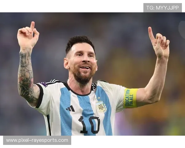 足球传奇人物全解析从起步到巅峰的精彩人生与足坛成就